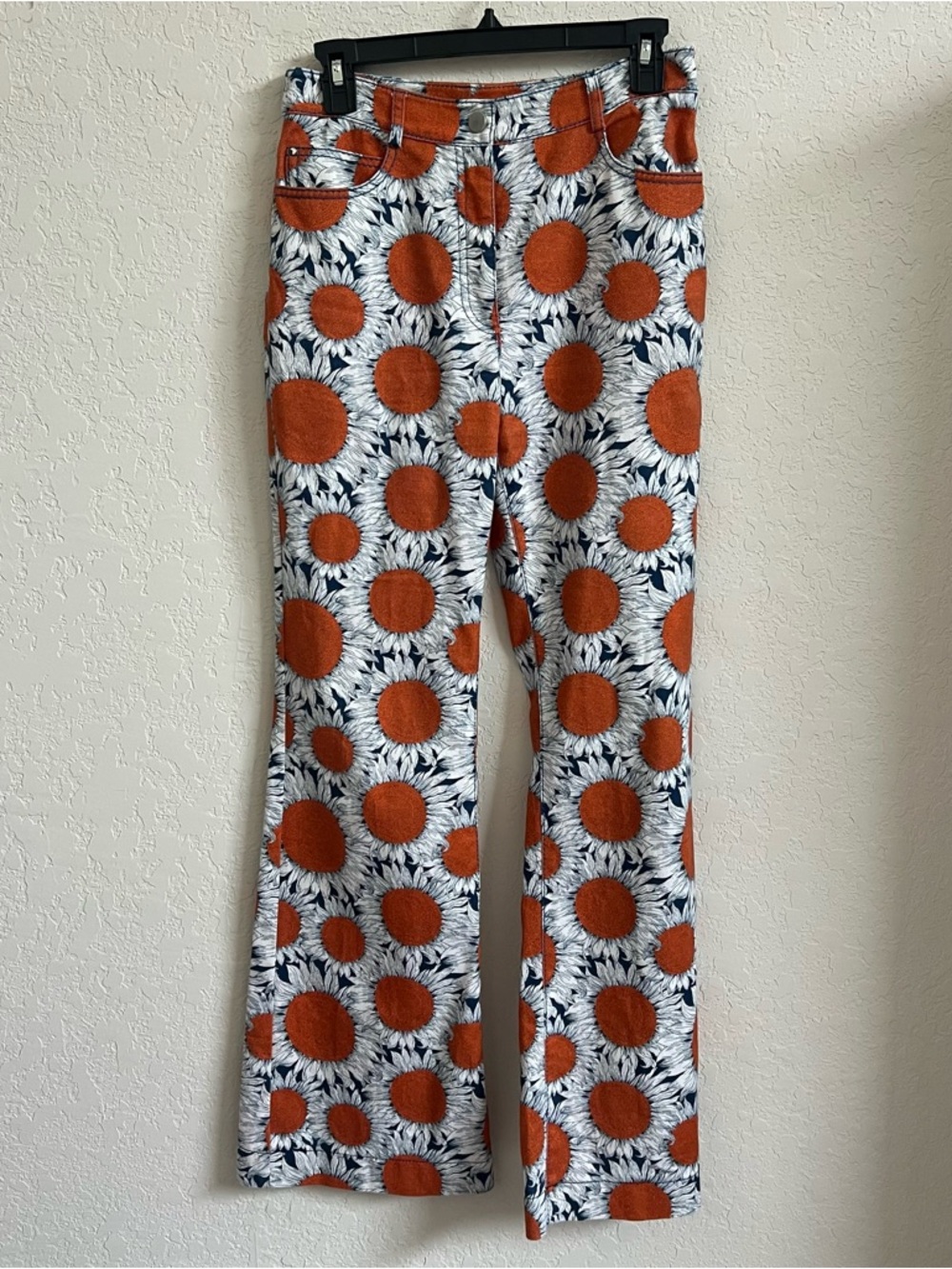 AKRIS Women’s Size 4 Country Flared Jeans In Sunshine Print - Picture 2 of 7